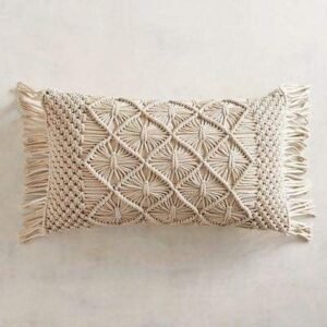 Cojín rectangular macramé