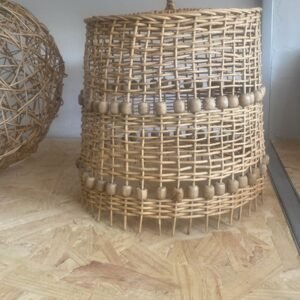 Lampara de mimbre Beads